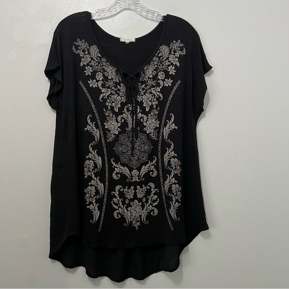 Ava James Tops - Ava James Pullover High-Low Tee | Women’s Size XL